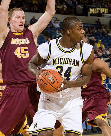 DeShawn Sims (34)