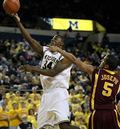 DeShawn Sims (34)