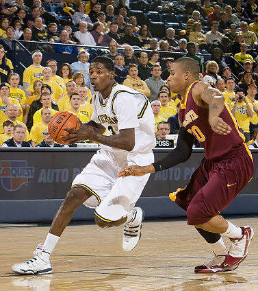 Manny Harris (3)
