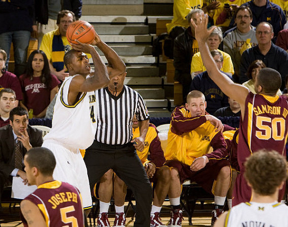 DeShawn Sims (34)