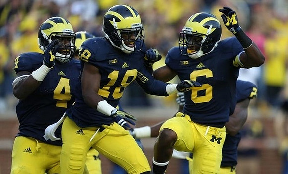 Cameron Gordon (4), Blake Countess (18), and Raymon Taylor (6)
