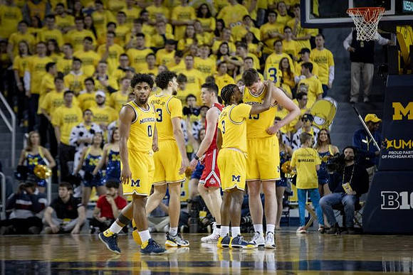 David DeJulius (0), Brandon Johns Jr. (23), Zavier Simpson (3), and Jon Teske (15)