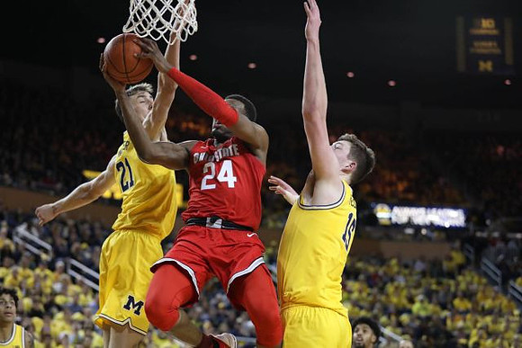 Franz Wagner (21) and Jon Teske (15)
