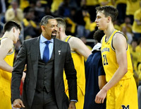 Juwan Howard and Franz Wagner (21)