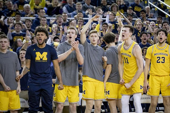 Luke Wilson (32), Isaiah Livers (2), Jaron Faulds (44), Cole Bajema (22), Brandon Wade (4), Colin Castleton (11), and Brandon Johns Jr. (23)