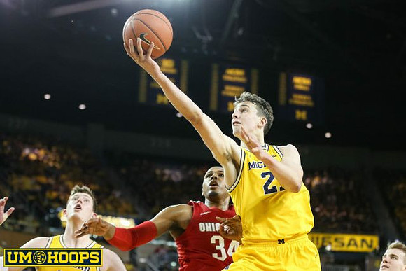 Jon Teske (15) and Franz Wagner (21)