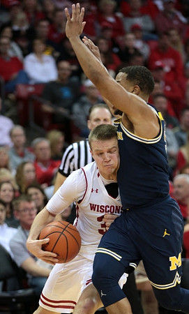 Jaaron Simmons (5)