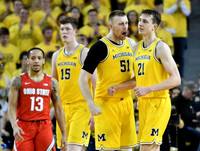 Jon Teske (15), Austin Davis (51), and Franz Wagner (21)