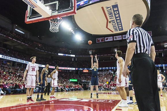Charles Matthews (1) and Jon Teske (15)