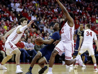 Zavier Simpson (3) and Muhammad-Ali Abdur-Rahkman (12)