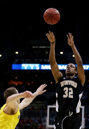Nik Stauskas (11)