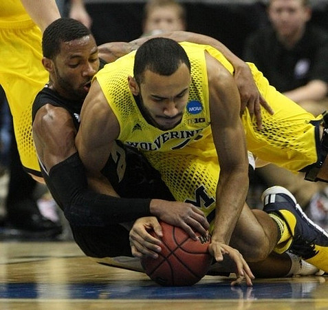 Jon Horford (15)