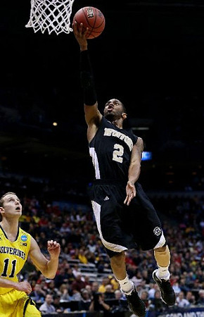 Nik Stauskas (11)