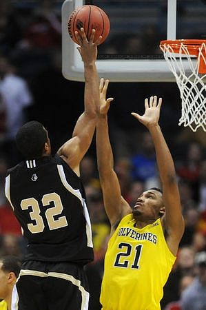 Zak Irvin (21)