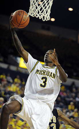 Manny Harris (3)