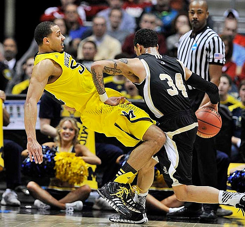 Jordan Morgan (52)
