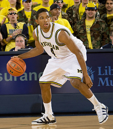 Darius Morris (4)