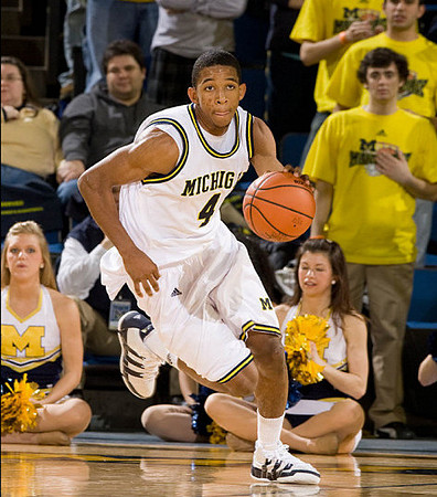 Darius Morris (4)