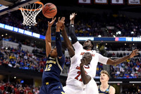 Muhammad-Ali Abdur-Rahkman (12) and Moritz Wagner (13)