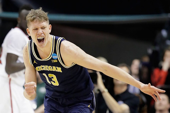 Moritz Wagner (13)