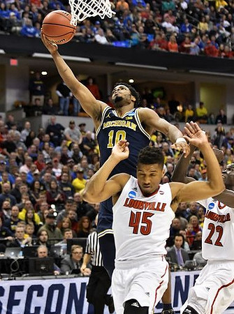 Derrick Walton Jr. (10)