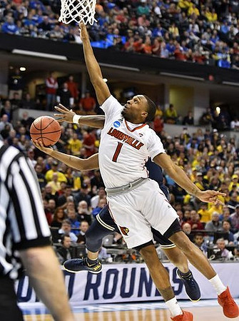 Derrick Walton Jr. (10)
