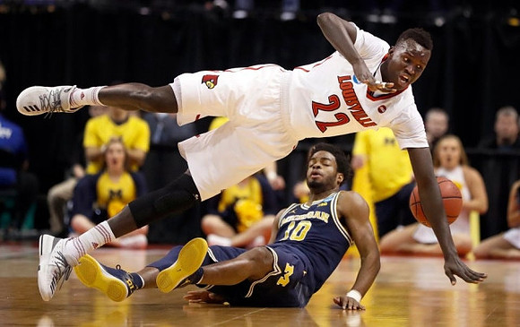 Derrick Walton Jr. (10)