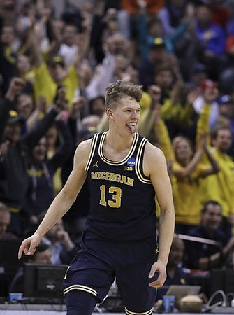 Moritz Wagner (13)