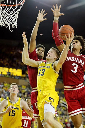 Jon Teske (15) and Ignas Brazdeikis (13)
