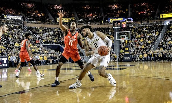 Isaiah Livers (2)