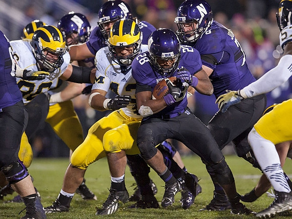 Ryan Glasgow (96) and Chris Wormley (43)