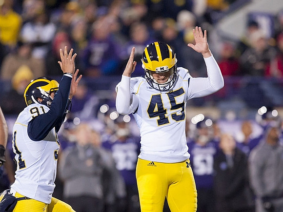 Kenny Allen (91) and Matt Wile (45)