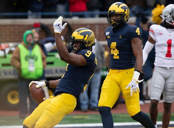 Donovan Peoples-Jones (9) and Nico Collins (4)