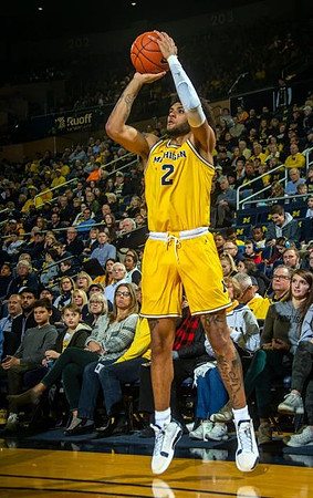 Isaiah Livers (2)