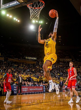Isaiah Livers (2)