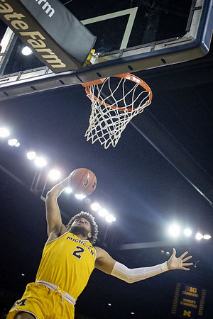 Isaiah Livers (2)