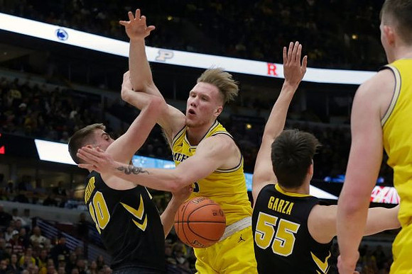 Zavier Simpson (3)