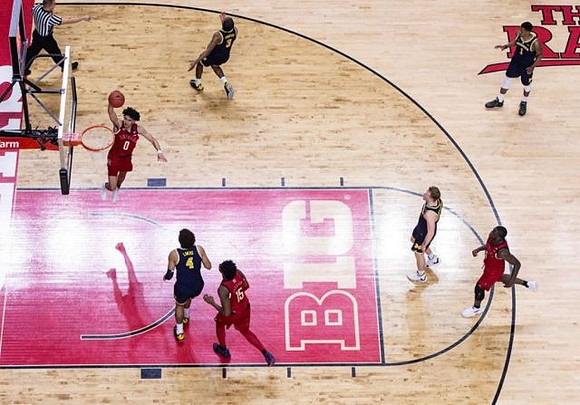 Zavier Simpson (3), Ignas Brazdeikis (13), Charles Matthews (1), and David DeJulius (0)