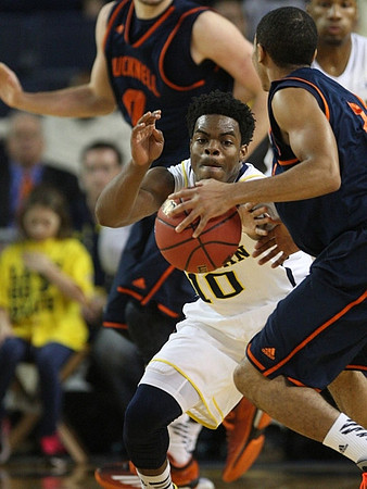 Derrick Walton Jr. (10)