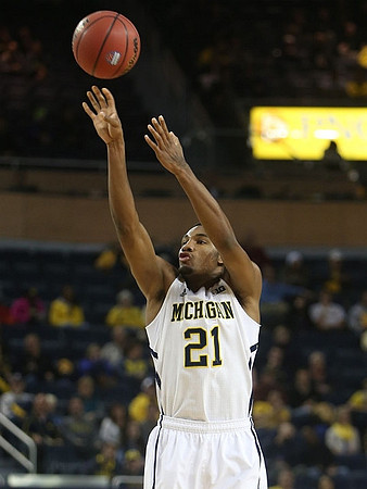 Zak Irvin (21)