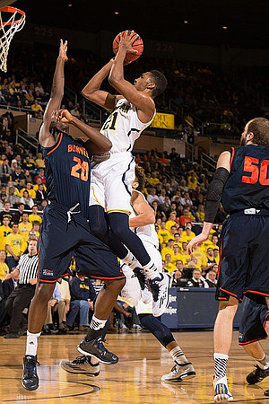 Zak Irvin (21)