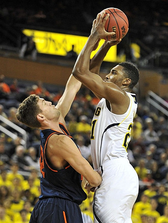 Zak Irvin (21)