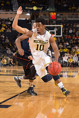 Derrick Walton Jr. (10)