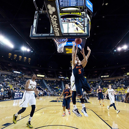 Aubrey Dawkins (24) and Spike Albrecht (2)