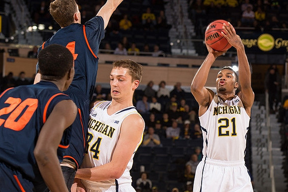 Mark Donnal (34) and Zak Irvin (21)