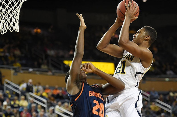 Zak Irvin (21)
