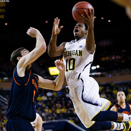 Derrick Walton Jr. (10)