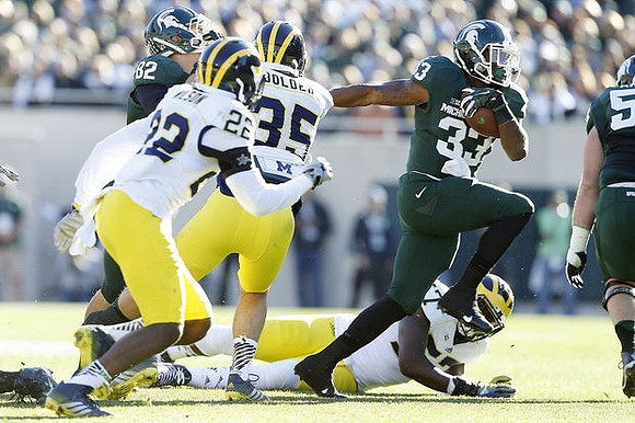 Jarrod Wilson (22) and Joe Bolden (35)