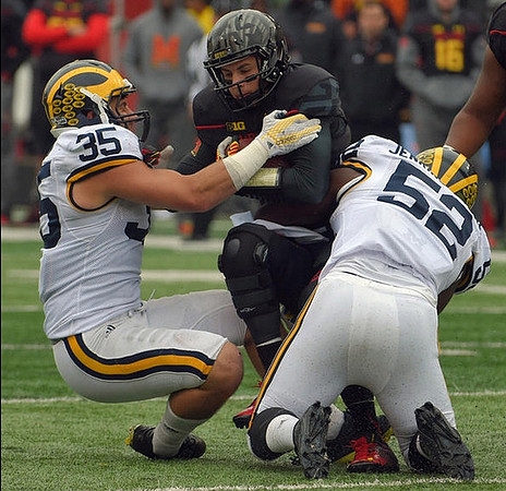 Joe Bolden (35) and Royce Jenkins-Stone (52)