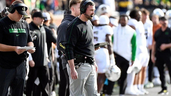 Oregon Head Coach Dan Lanning